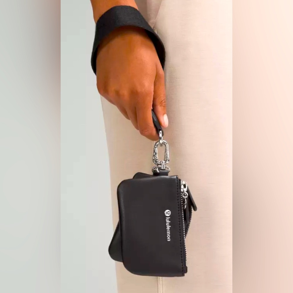 LULULEMON Athletica Black DUAL Pouch Wristlet